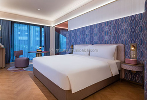 Ensemble de meubles de chambre à coucher contemporain pour hôtel 3 étoiles, taille personnalisable, cadre de lit en bois MDF avec panneau de tête de lit et tables de chevet - Product Image 2