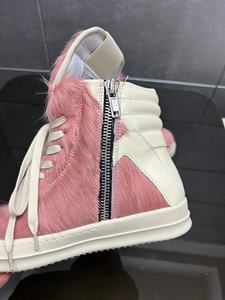 Botas cortas de cuero genuino de diseñador, hechas a medida con crin para calzado informal. Alta calidad para hombres y mujeres. - Product Image 4