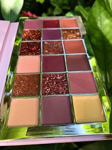 แป้งอายแชโดว์ลายอะนิเมะขี้เกียจ18สี,อายแชโดว์ธรรมชาติระดับมืออาชีพเครื่องสำอางอายแชโดว์สีสะท้อนแสงของขวัญสำหรับเด็กผู้หญิงอายแชโดว์เซเลอร์มูน - Product Image 5