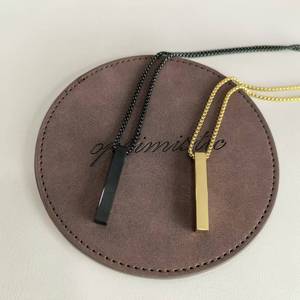 Collier pendentif barre verticale en acier inoxydable plaqué or noir, personnalisable avec gravure, bijoux <span class=keywords><strong>pour</strong></span> hommes et femmes, résistant au ternissement - Product Image 3