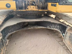 รถขุดแคตเตอร์พิลลาร์ 320GC มือสองคุณภาพสูง สภาพดีเยี่ยม ราคาโรงงาน ขายเครื่องยนต์ 20 ตัน ปั๊มไฮดรอลิก เกียร์ - Product Image 4