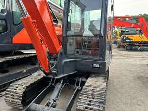 Mini-pelle DH60-7 Doosan Équipement agricole domestique d'occasion en excellent état Mini-pelle d'occasion Doosan - Product Image 5