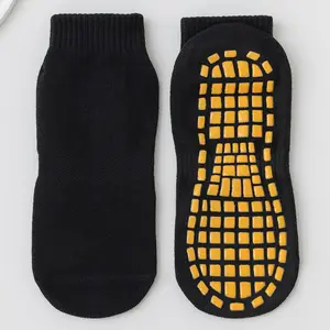 Custom Yoga Non Slip Colored Suitable For Any Age Group Elastic Fiber Custom Leisure Sweat Socks