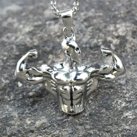 Colliers personnalisés à la mode Collier à pendentif en acier inoxydable en forme d'homme musclé musclé