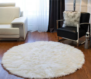 Customized Logo Modern <b>Fluffy</b> Polyester Carpet <b>Rug</b> Small Shaggy Door Mats <b>for</b> Home or Hotel <b>for</b> <b>Living</b> <b>Room</b> Use - Product Image 5