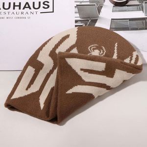 Gorros de Invierno al por Mayor, Gorros de Lana con Logotipo Personalizado, Gorros Tejidos con Bordado Jacquard, Gorros Suaves 100% Acrílicos - Product Image 4