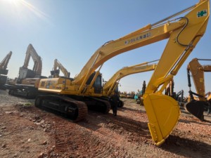 Machine lourde de qualité supérieure 35 tonnes utilisée KOMATSU PC350 PC350-7 PC350-8 PC350LC-7 PC450 pelle hydraulique sur chenilles en vente - Product Image 2