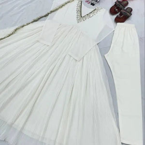 ปาร์ตี้นักออกแบบใหม่สวมชุดเดรสดิจิตอลแฟนซีเรียบง่ายสวยงามพร้อมเดรสผ้าดิบัตต้าคุณภาพสูงชุดเดรสผ้าพรีเมี่ยม - Product Image 1