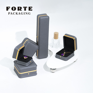 FORTE - Caja de Joyería de Piel Sintética Gris de Lujo, Caja de Anillos de Boda con Logotipo Personalizado, Embalaje de Joyería Personalizado para Regalo - Product Image 5