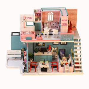 <span class=keywords><strong>Maison</strong></span> de poupée miniature <span class=keywords><strong>en</strong></span> bois faite à la main Knowme K-034 rose avec LED, kits de <span class=keywords><strong>maison</strong></span> de café miniature DIY - Product Image 1