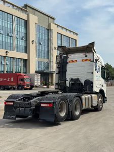 Camión Tractor Volvo FM460 de Segunda Mano, Modelo <span class=keywords><strong>2021</strong></span>, Motor de 460HP, Tracción 6x4, Cabina Alta, Eficiente en Consumo de Combustible, con Cabina Dormitorio - Product Image 3