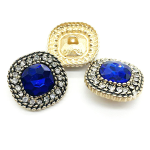 Kim Loại Đầy Màu Sắc Rhinestone Quảng Trường Kim Loại May Nút Vòng Pha Lê Tay May Nút Cho Quần Áo - Product Image 3