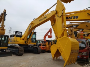 Excavadora de orugas Komatsu PC400-8R/8/7 usada en Japón para minería, modelo 2025, de bajo precio, con componentes principales: motor y bomba. - Product Image 4