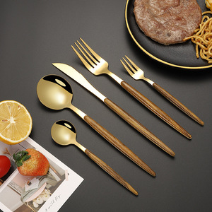 Bồ Đào Nha tái sử dụng 5 cái thép không gỉ dao kéo <span class=keywords><strong>Flatware</strong></span> Set với gỗ xử lý cho đám cưới nhà hàng lễ hội - Product Image 4