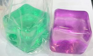 Joli cube anti-stress de 5,5 cm, jouet sensoriel, jouet anti-stress, cube anti-stress avec rembourrage en maltose, cube de glace - Product Image 6