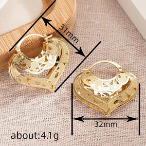 Pendientes de aro con forma de corazón dorado para mujer, estilo bohemio, joyería de moda de aleación, pendientes chapados en oro - Product Image 5