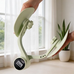L'exerciceur de cuisses ergonomique en EVA avec compteur numérique intégré est conçu pour le remodelage des fessiers après l'accouchement. - Product Image 2