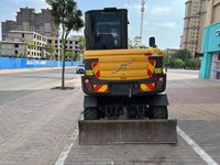 Excavatrice sur pneus d'occasion Volvo EW60 6 tonnes, d'origine Corée, avec ripper, machine de terrassement agricole, pelle hydraulique