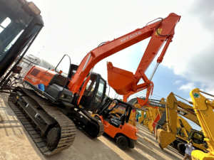 รถขุด Zx130 13ตัน HITACHI ได้รับการรับรองจาก CE/EPA มือสองเครื่องจักรมือสองจากญี่ปุ่น - Product Image 5