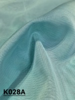 Tissu en maille 100 % polyester OEM, respirant, anti-humidité, léger, couleurs personnalisées, pour empeignes et languettes de chaussures de sport décontractées