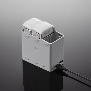 <span class=keywords><strong>DJI</strong></span> MINI 4 pro/ MINI 3 Series ฮับชาร์จสองทางพร้อม <span class=keywords><strong>DJI</strong></span> <span class=keywords><strong>30W</strong></span> เครื่องชาร์จแบบพกพาความเข้ากันได้ของ <span class=keywords><strong>DJI</strong></span> MINI Drone - Product Image 3