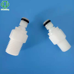 Conector macho roscado serie M 1/8-1/4 NPT de plástico POM para agua, aire, agua salada, conexión de rosca externa. - Product Image 1