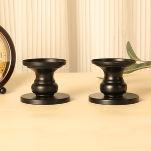 Bougeoir de bureau américain country fer forgé noir Bougeoir salon salle à manger guesthouse décoration métal petit <span class=keywords><strong>chandelier</strong></span> - Product Image 2