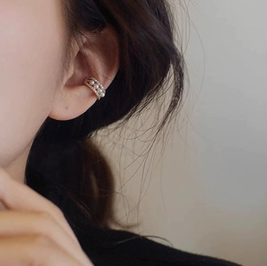 Pendientes de Perlas de Alta Gama, Diseño sin Perforación, Clip Pequeño para la Oreja, Estilo Retro Francés, para Mujer - Product Image 1