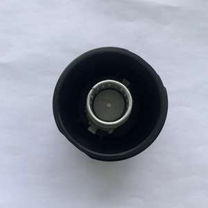 Nueva carcasa de filtro de aceite 15620-37010 para <span class=keywords><strong>Toyota</strong></span> <span class=keywords><strong>Hilux</strong></span>, piezas de automóvil de motor con garantía de 1 año - Product Image 2