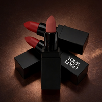 Lápiz Labial Vegano Mate Personalizado de Bajo Pedido Mínimo, Proveedor de Lápiz Labial Rojo Mineral de Lujo, Altamente Pigmentado, Resistente al Agua y de Larga Duración, Marca Privada