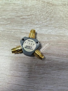 Divisor de potencia Agilent Keysight HP 11667C DC a 50 GHz 0,5 vatios 50 - Product Image 2