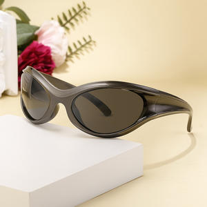 Nuevas Gafas de Sol Deportivas Y2K Unisex, Montura de PC, Protección UV400 Clase 2, Color Negro, Venta al Por Mayor Transfronteriza - Product Image 4