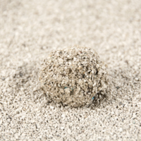 Bentonite de sodium naturelle, litière pour chat écologique, hautement absorbante, faible teneur en poussière, agglomération rapide, contrôle des odeurs, 8 kg, approvisionnement en vrac en usine