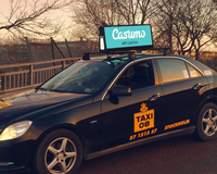Affichage LED pour toit de taxi P2.5 P5 P6 IP65 Écran programmable sans fil étanche pour flotte de taxis et usage urbain