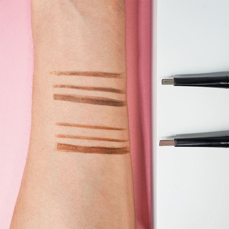 สีน้ำตาลเข้ม