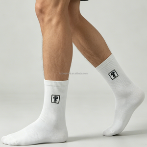 Calcetines Deportivos al Por Mayor con Logotipo Personalizado, Calcetines Largos de Tubo para Baloncesto y Running, Clásicos en Blanco y Negro, con Base Acolchada, para Hombre - Product Image 2