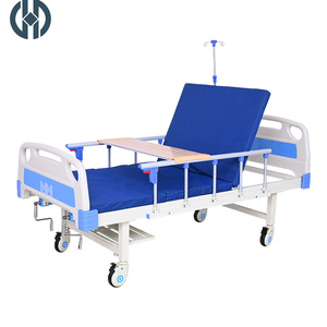 Letto di ospedale manuale del letto del paziente ospedaliero senza fili della mobilia dell'ospedale della parte posteriore dell'ascensore di plastica