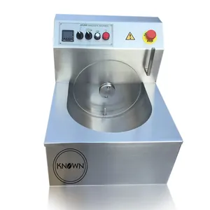 Oem 15Kg/Batch Ce Certificaat Chocolade Smelten Temperen Verwerking Machine Met Vibrerende Tafel Te Koop