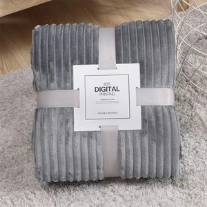 Nueva Manta de Felpa Suave Teñida, de Franela Polar, Moderna, de Color Sólido a Rayas, para Bebés y Sofás - Product Image 2