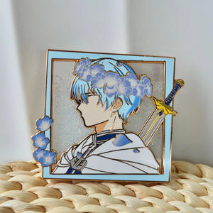 Badge en émail personnalisé par le fabricant, motif dessin animé, multicolore, à paillettes liquides fluantes, émail souple et dur - Product Image 3