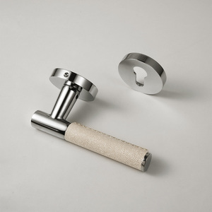 Poignée de porte haut de gamme en cuir chromé brillant PVD, levier en laiton massif pour villa de luxe, hôtel, serrure de porte intérieure en bois - Product Image 3