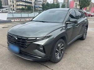 <span class=keywords><strong>Hyundai</strong></span> <span class=keywords><strong>Tucson</strong></span> L <span class=keywords><strong>2023</strong></span> 1.5T Automático 2WD GLX <span class=keywords><strong>Premium</strong></span>, Modelos y Colores Personalizados Disponibles - Product Image 1