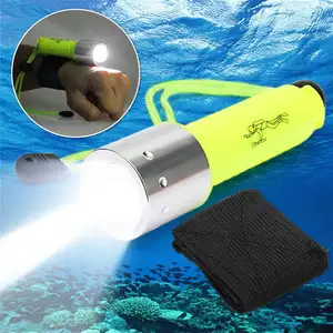 Profesyonel su geçirmez ABS LED dalış el feneri güçlü T6 su geçirmez tüplü dalış meşale sualtı flaş ışığı Led