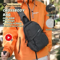 Tas Selempang Travel 4 Warna, Dapat Diperluas, Tahan Air, Awet, Dilengkapi Pegangan, Cocok untuk Olahraga, Aktivitas Luar Ruangan, dan Perjalanan