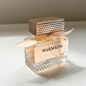 น้ำหอมผู้หญิง EDT ขนาด 50 มล. ขายส่ง กลิ่นหอมติดทนนาน กลิ่นพิงค์มีส ฟลอรัล เฟรช  มีสินค้าในสต็อก - Product Image 4