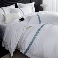 Ensemble de literie en coton de luxe de style moderne, 4 pièces, écologique et durable, tailles personnalisables pour les hôtels (toutes saisons)