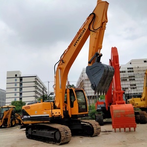 Maquinaria de Construcción Eficiente para Movimiento de Tierras: Excavadora de Orugas HYUNDAI 220LC-9S de 22 Toneladas a Precio Económico con Componentes Clave - Product Image 4