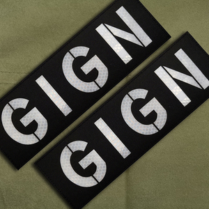 Patch brodé tactique sportif GIGN France <span class=keywords><strong>Gendarmerie</strong></span> avec boucle auto-agrippante 10*4CM (blanc et noir) pour manteaux - Product Image 1
