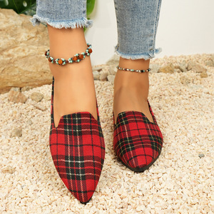 2025 Latest Style Women's Large Size Fashion Loafers Color <b>Matching</b> Flat Casual Slip-On Single Shoes for Spring/Summer Rubber - Product Image 3