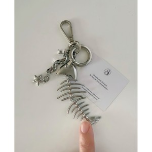 Nouveau porte-clés Jins en forme d'arête de poisson, pendentif tendance en alliage d'argent pour sac, téléphone, accessoire élégant pour les trajets quotidiens - Product Image 1